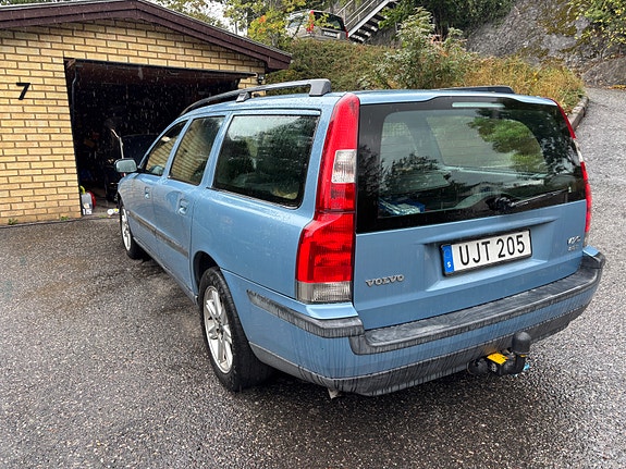 Volvo V70 5 of 13