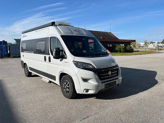 Knaus VanTourer 600 L / Truma dieselpanna / Långbädd 3 of 24