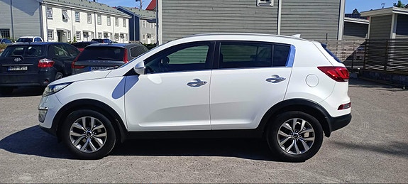 Kia Sportage 3 of 8