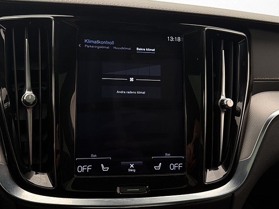 Volvo V60 26 of 30