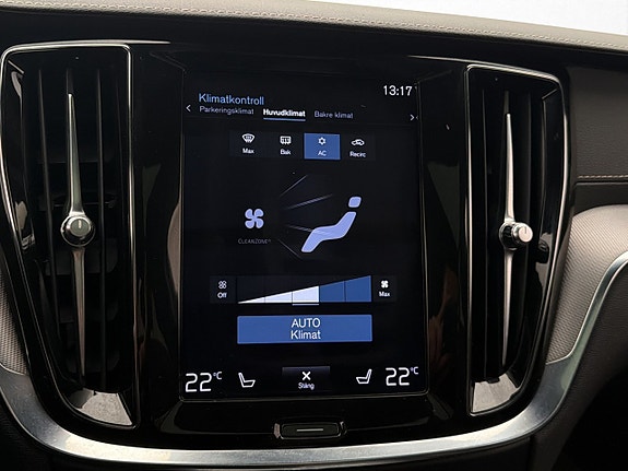 Volvo V60 25 of 30