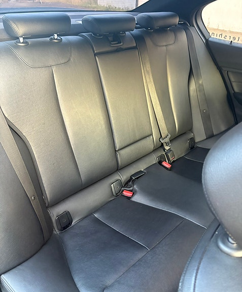 BMW 330d 14 of 17