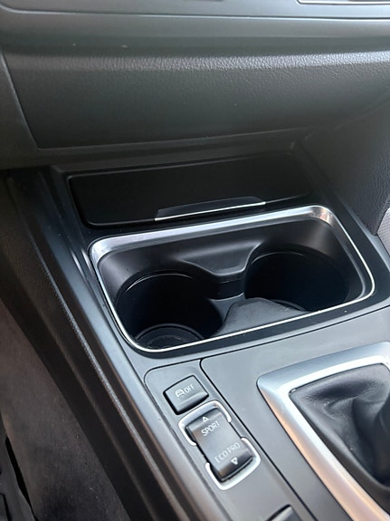 BMW 330d 11 of 17