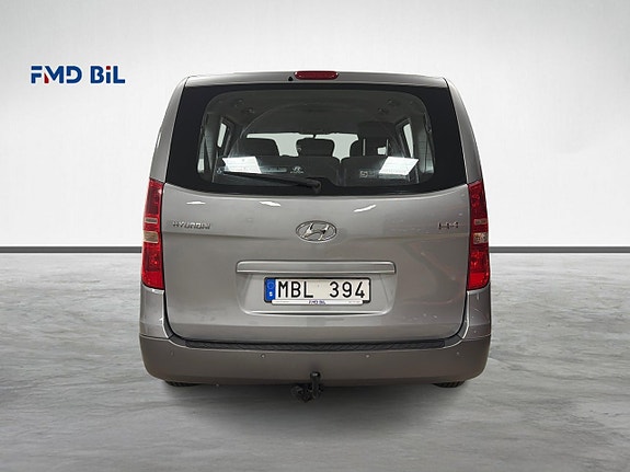 Hyundai H-1 6 of 23