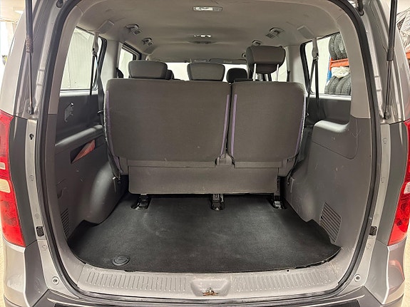 Hyundai H-1 23 of 23