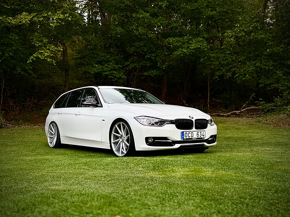 BMW 320d 11 of 15