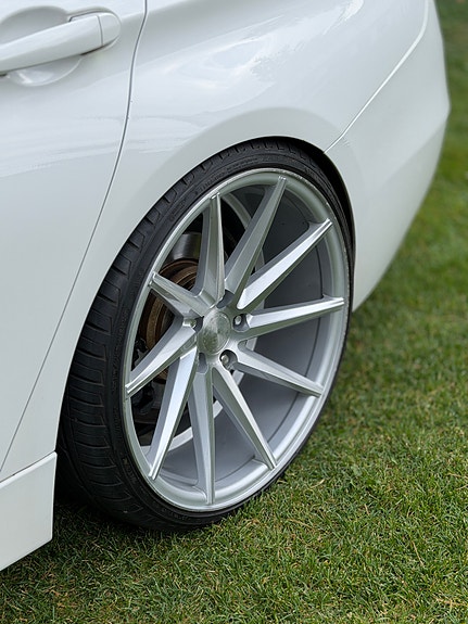 BMW 320d 10 of 15