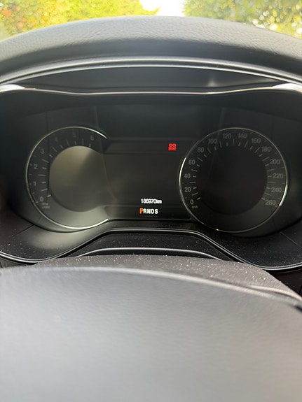 Ford Mondeo 2 of 10