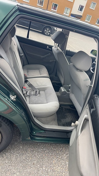 Volkswagen Golf IV 6 of 9