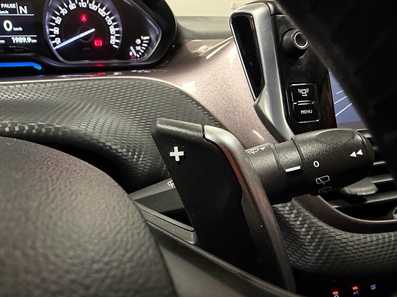 Peugeot 2008 16 of 29