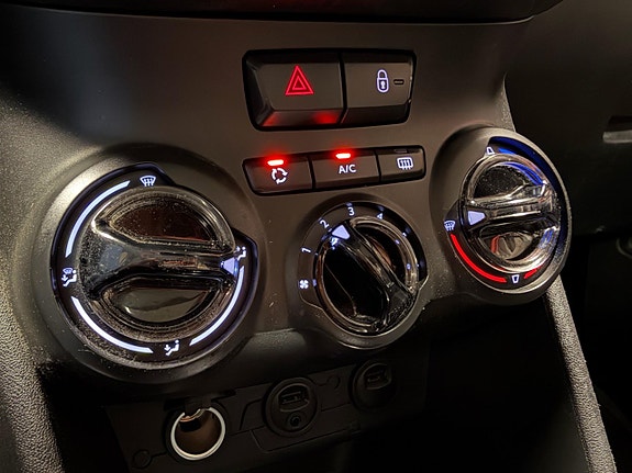 Peugeot 2008 18 of 29