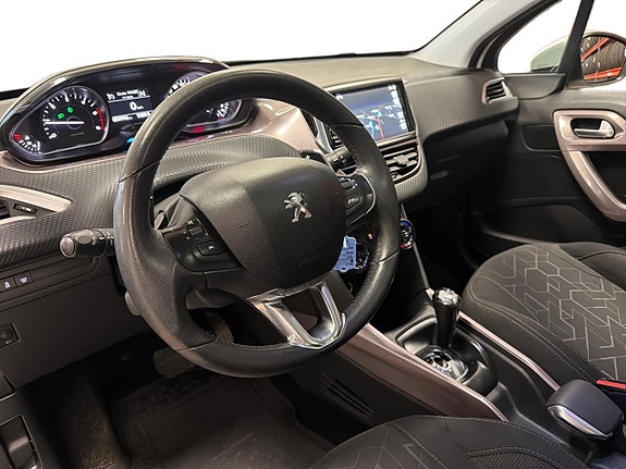 Peugeot 2008 8 of 29