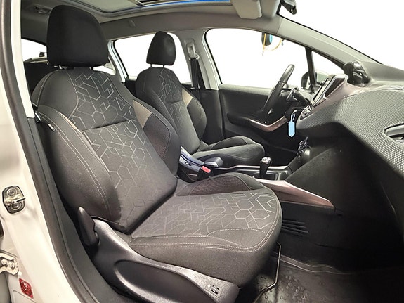 Peugeot 2008 11 of 29