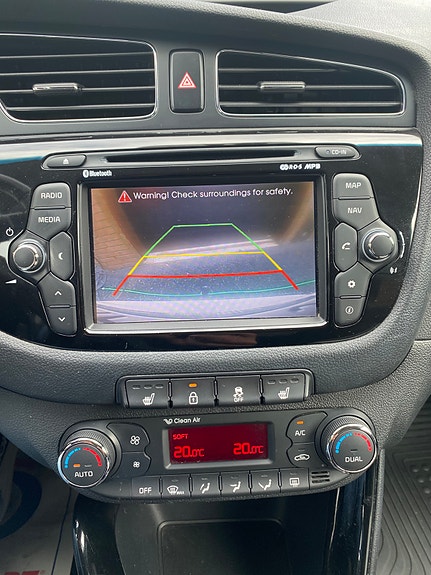Kia Ceed 12 of 18