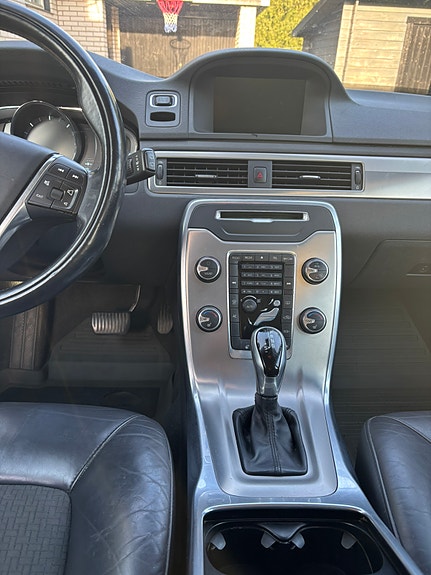 Volvo V70 7 of 7