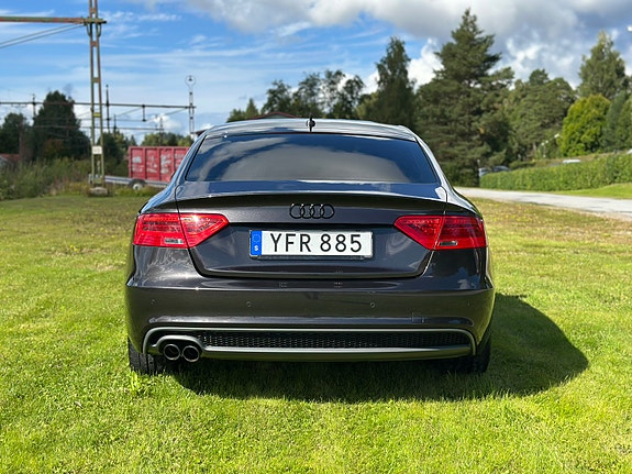 Audi A5 9 of 17
