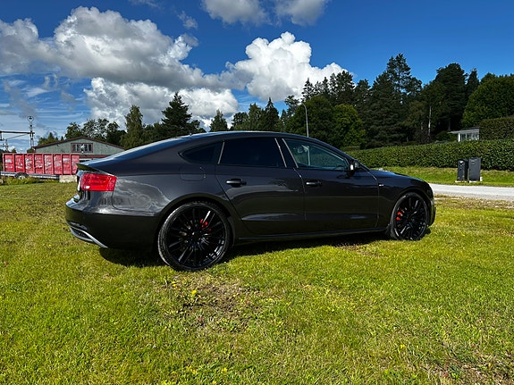 Audi A5 7 of 17