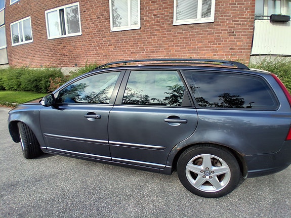 Volvo V50 8 of 11