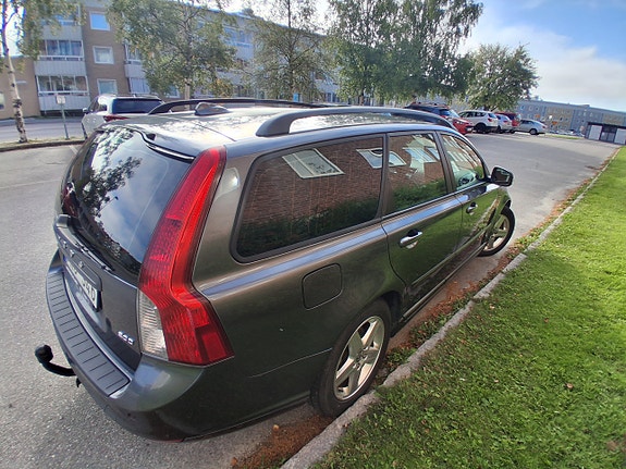 Volvo V50 7 of 11