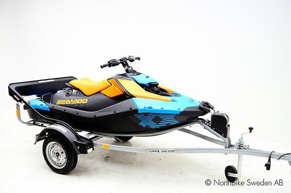 Sea-Doo Spark Trixx 1up -26 DEMO 2 of 7