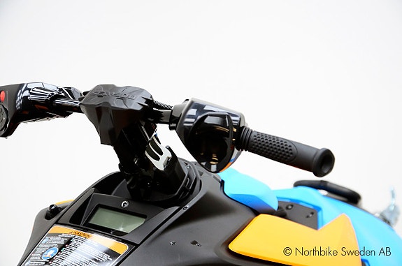Sea-Doo Spark Trixx 1up -26 DEMO 4 of 7