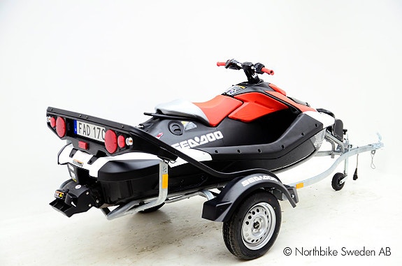 Sea-Doo Spark Trixx 1up -26 DEMO 2 of 7