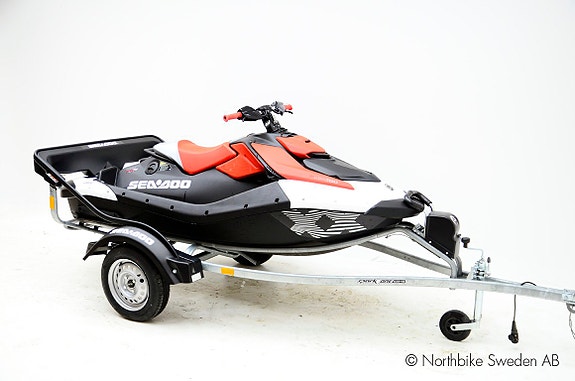 Sea-Doo Spark Trixx 1up -26 DEMO 3 of 7