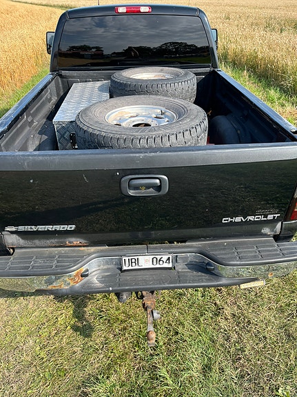 Chevrolet Silverado 2500 4 of 7