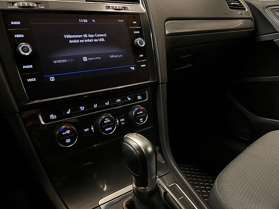 Volkswagen Golf I 17 of 20