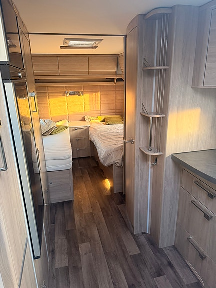 KABE Royal 630 GLE KS 3 of 8