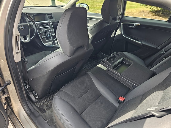 Volvo V60 6 of 6