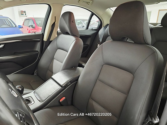 Volvo S80 10 of 15