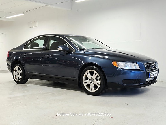 Volvo S80 2 of 15