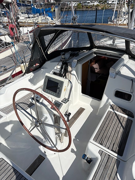 Beneteau Oceanis 34 -2009 3 of 18