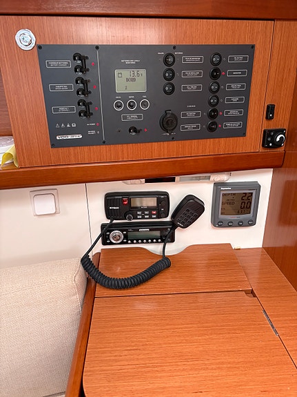 Beneteau Oceanis 34 -2009 13 of 18
