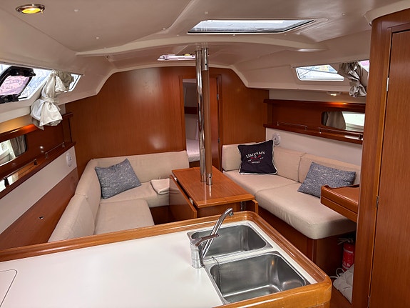 Beneteau Oceanis 34 -2009 7 of 18