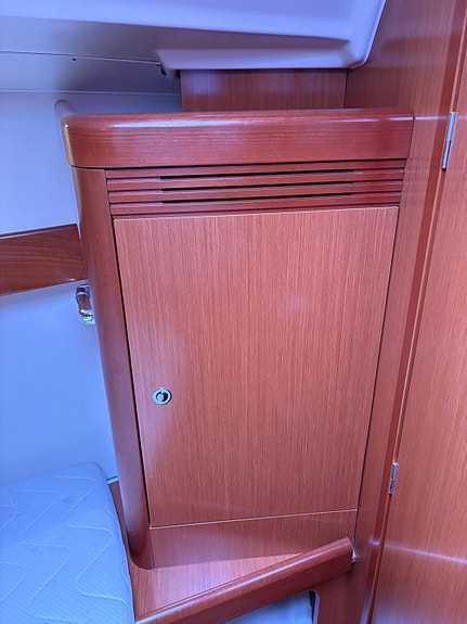 Beneteau Oceanis 34 -2009 17 of 18
