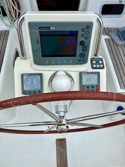 Beneteau Oceanis 34 -2009 6 of 18