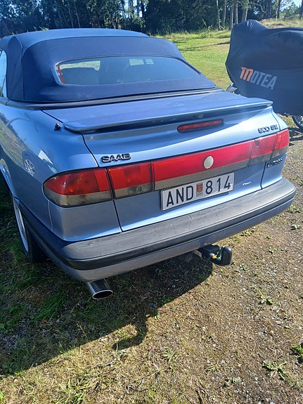 Saab 900 4 of 5