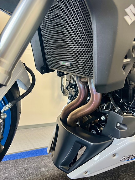 Suzuki GSX-8S Sports Pack 12 of 15