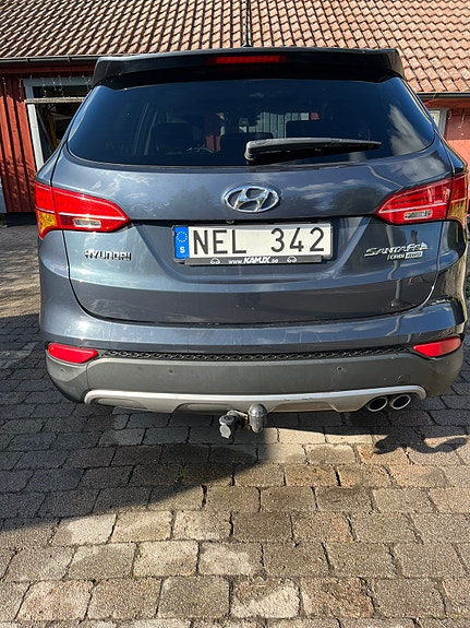 Hyundai Santa Fe 2 of 9