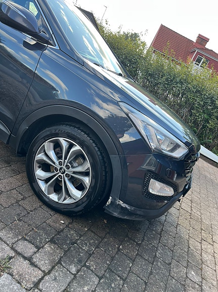 Hyundai Santa Fe 8 of 9