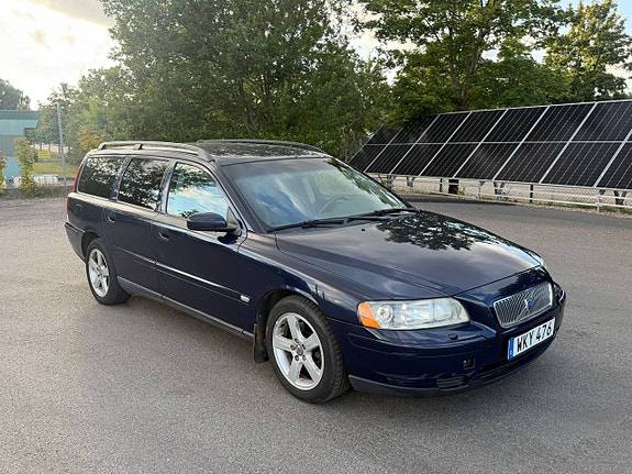 Volvo V70 4 of 7