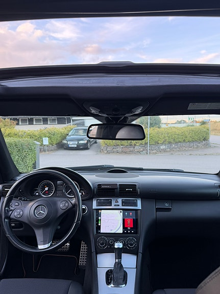 Mercedes-Benz CLC180 4 of 5