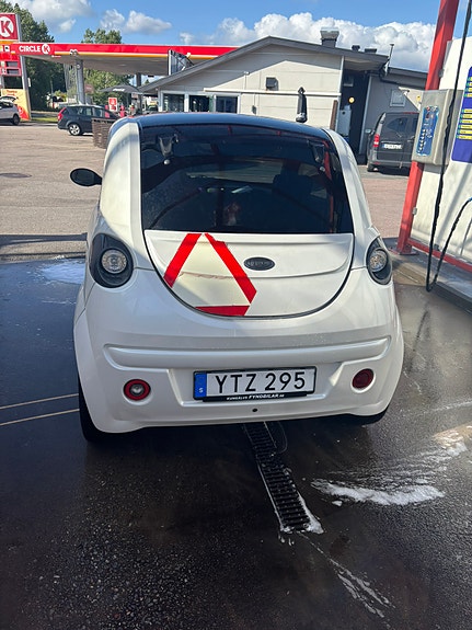 Microcar Due 4 of 10