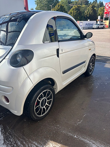 Microcar Due 3 of 10
