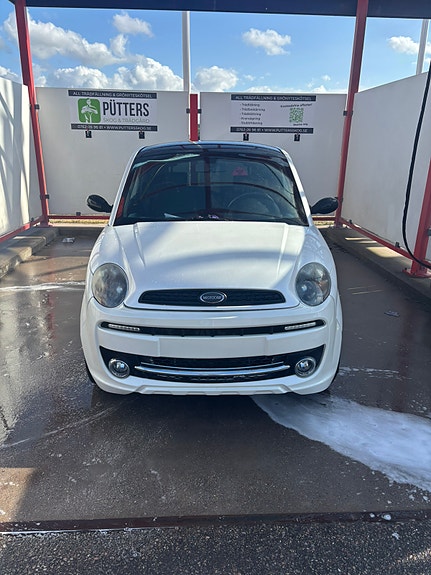 Microcar Due 5 of 10
