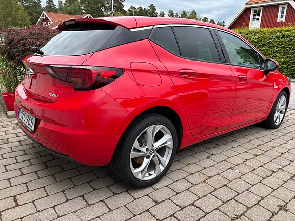 Opel Astra 5 of 8