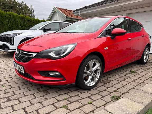 Opel Astra 2 of 8