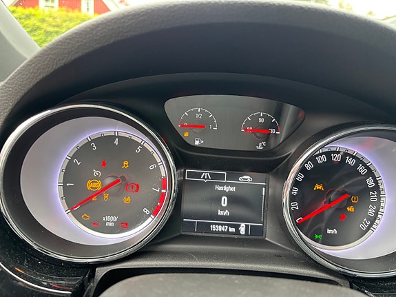 Opel Astra 4 of 8